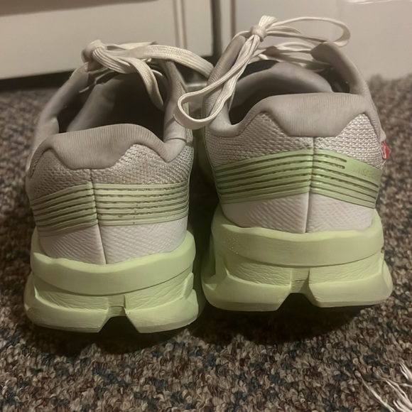 On Running‎ On Cloudgo Frost Hay White Green Shoes size 6.5 - Picture 7 of 10